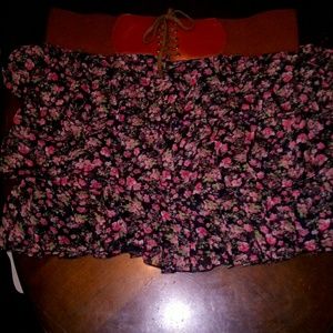Ruffle skirt